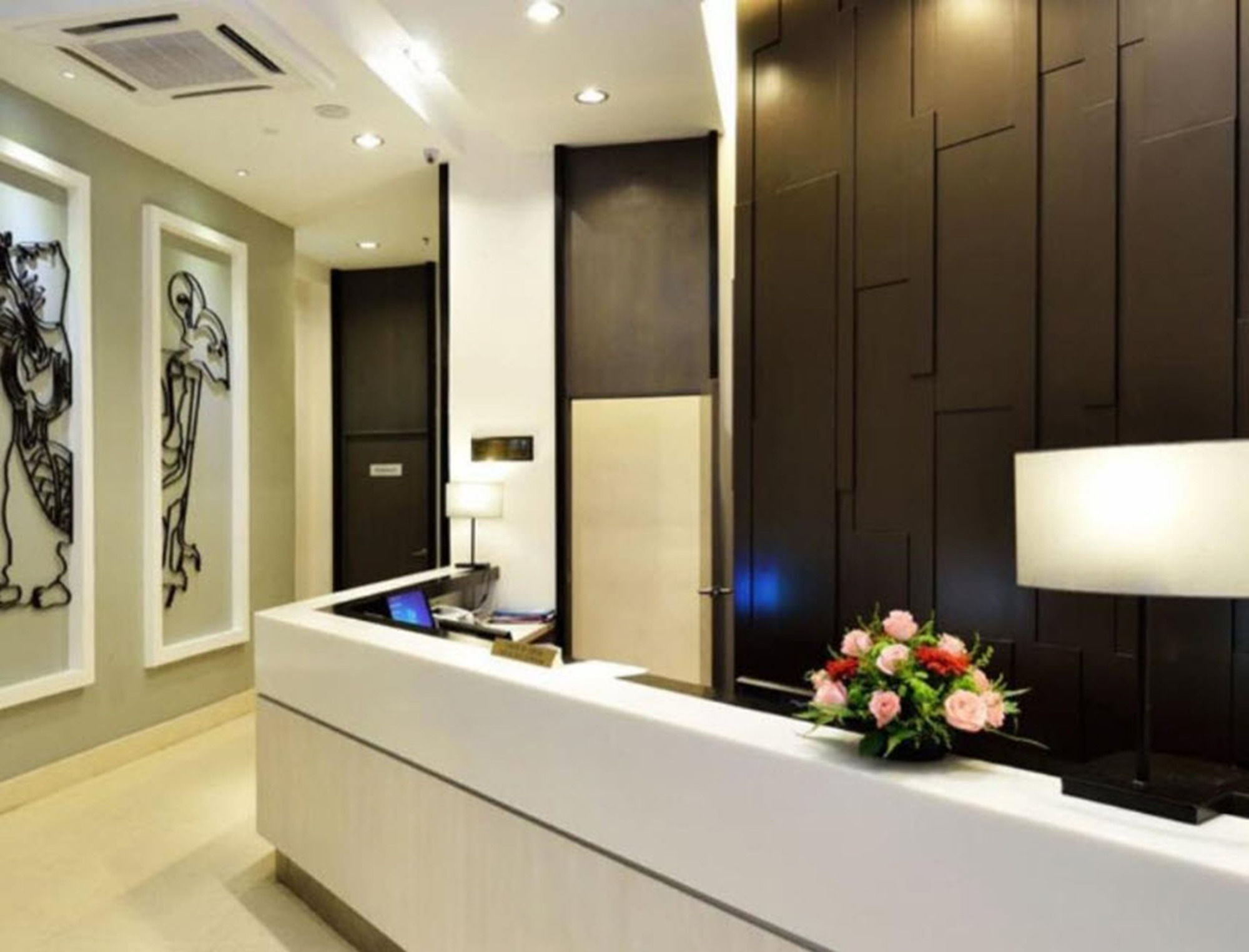 Holiday Villa Hotel & Suites Kota Bharu - Wakaf Che Yeh, Night Market Exteriör bild